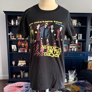 New Kids on the Block Black 2019 Concert T-Shirt size S